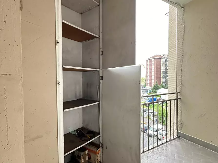 Immagine 11 di Trilocale in vendita  in Piazza Pitagora 12 a Torino