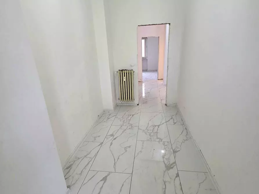 Immagine 4 di Pentalocale in vendita  in Viale Papa Giovanni XXIII 21 a Beinasco