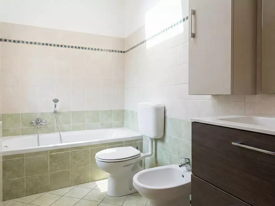 Immagine 3 di Casa semindipendente in vendita  in Via Galileo Galilei 49 a Beinasco