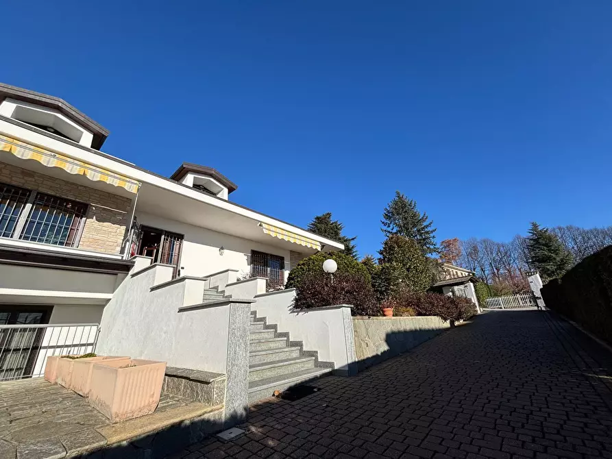 Immagine 8 di Villa in vendita  in Via Alessandro Manzoni 8 a Piossasco