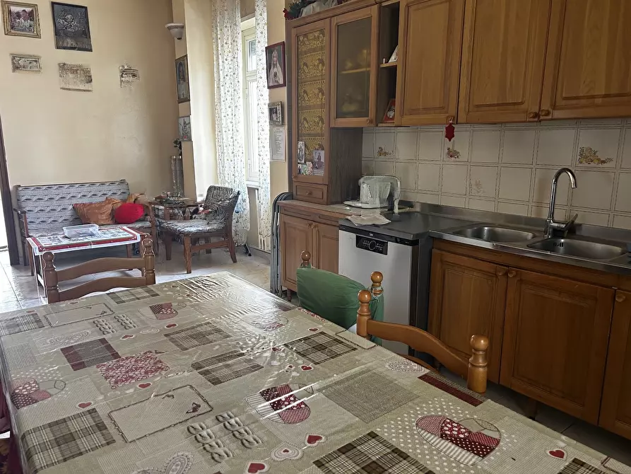 Immagine 10 di Trilocale in vendita  in Via Nino Bixio 6 a Beinasco