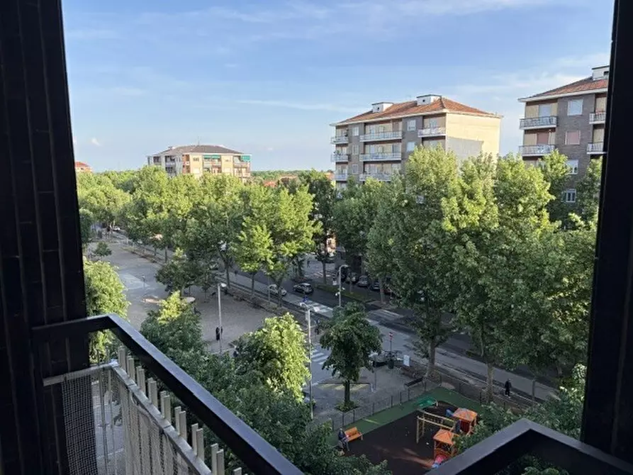 Immagine 43 di Quadrilocale in vendita  in Piazza Kennedy 17 a Beinasco
