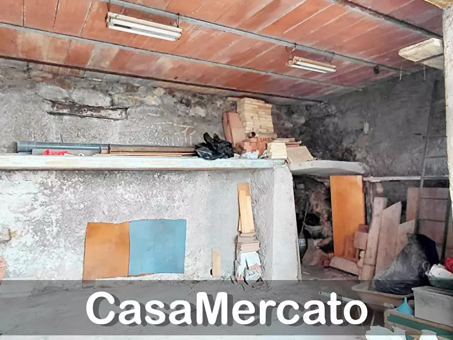 Immagine 3 di Garage in vendita  a Rocca Di Papa
