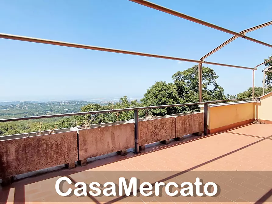 Immagine 31 di Quadrilocale in vendita  in Via Roma a Rocca Di Papa