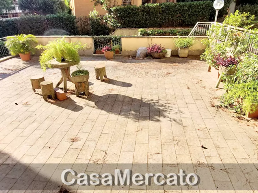 Immagine 21 di Trilocale in vendita  in Viale San Bartolomeo a Grottaferrata