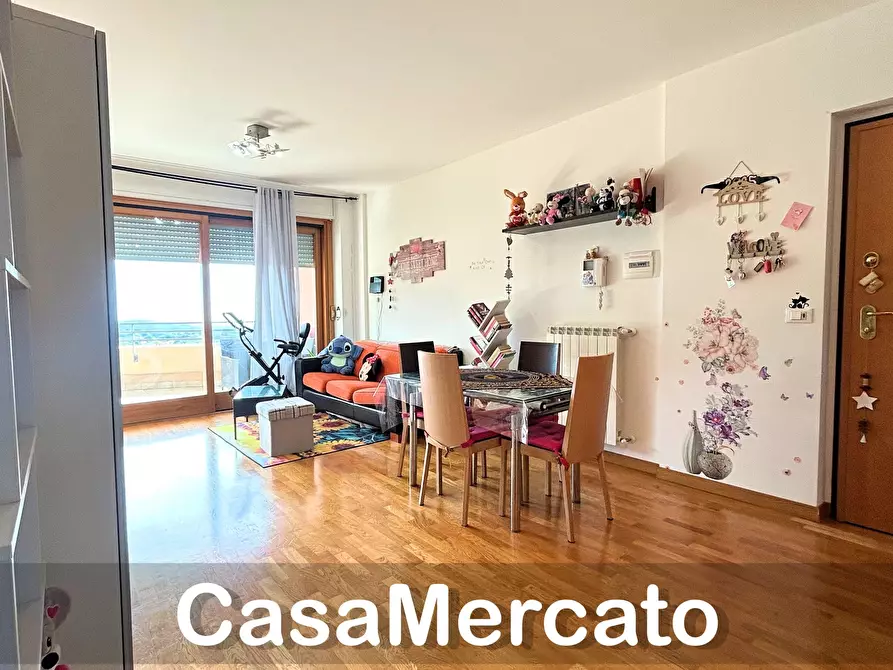 Immagine 4 di Bilocale in vendita  in Via Cavour a Rocca Di Papa
