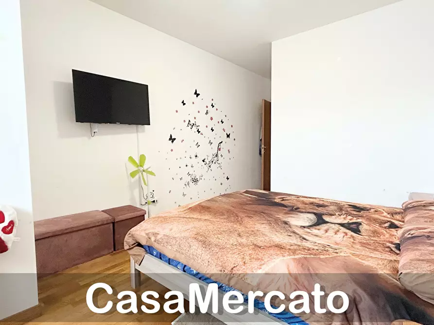 Immagine 7 di Bilocale in vendita  in Via Cavour a Rocca Di Papa