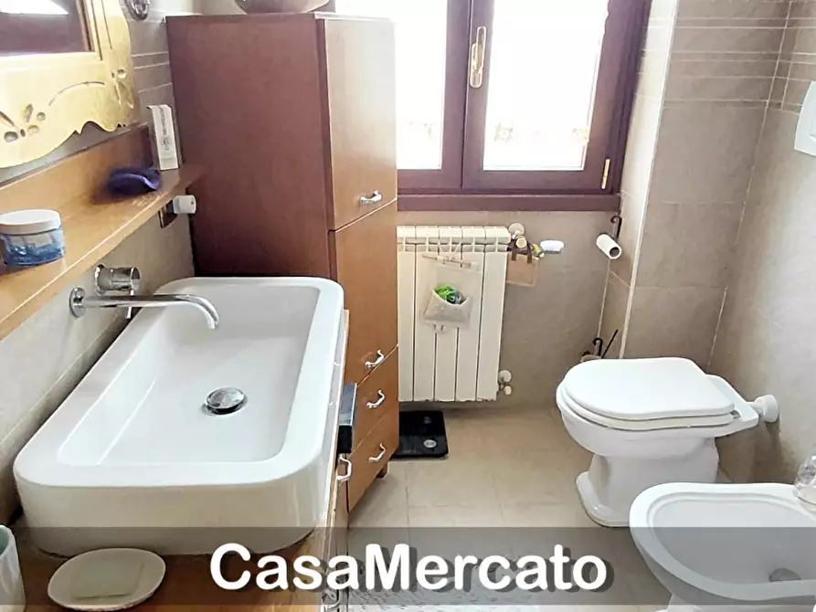 Immagine 27 di Trilocale in vendita  in Via Nettunense a Albano Laziale