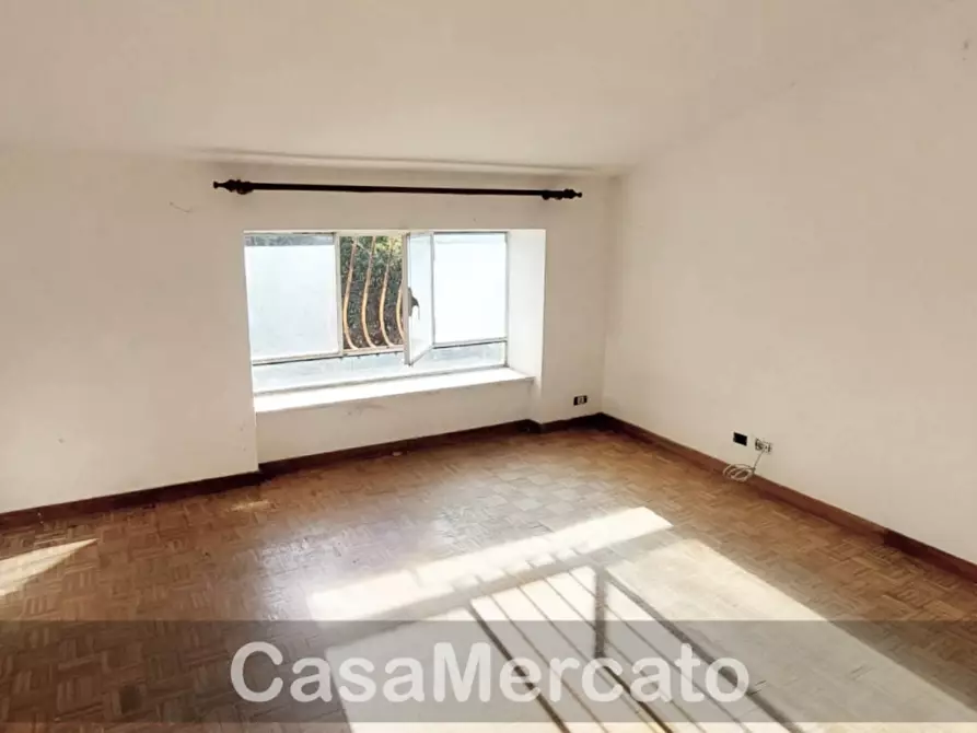 Immagine 12 di Trilocale in vendita  in via Palazzolo a Rocca Di Papa