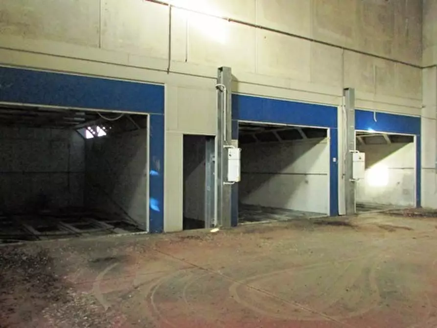 Immagine 5 di Capannone industriale in vendita  a Colonnella