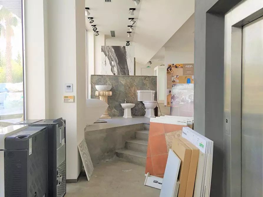 Immagine 21 di Capannone industriale in vendita  a Spinetoli