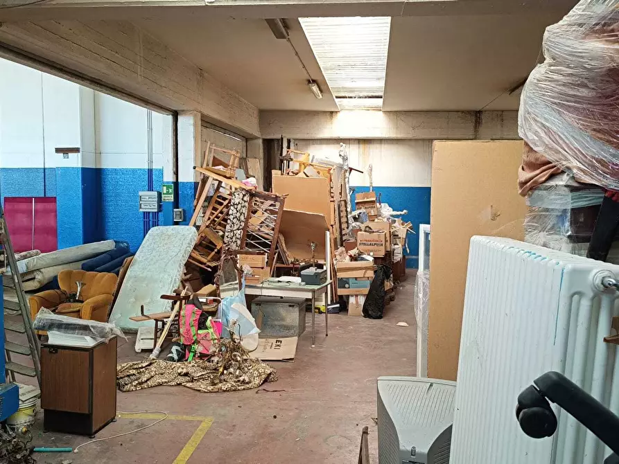 Immagine 6 di Capannone industriale in vendita  in Strada Statale 17 a Barisciano