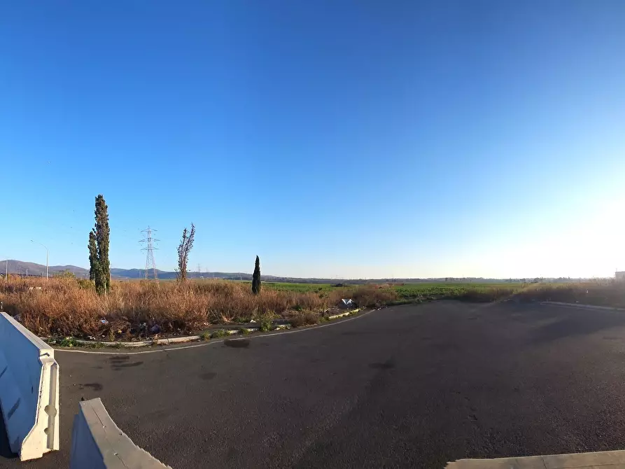 Immagine 19 di Terreno industriale in vendita  a Tarquinia