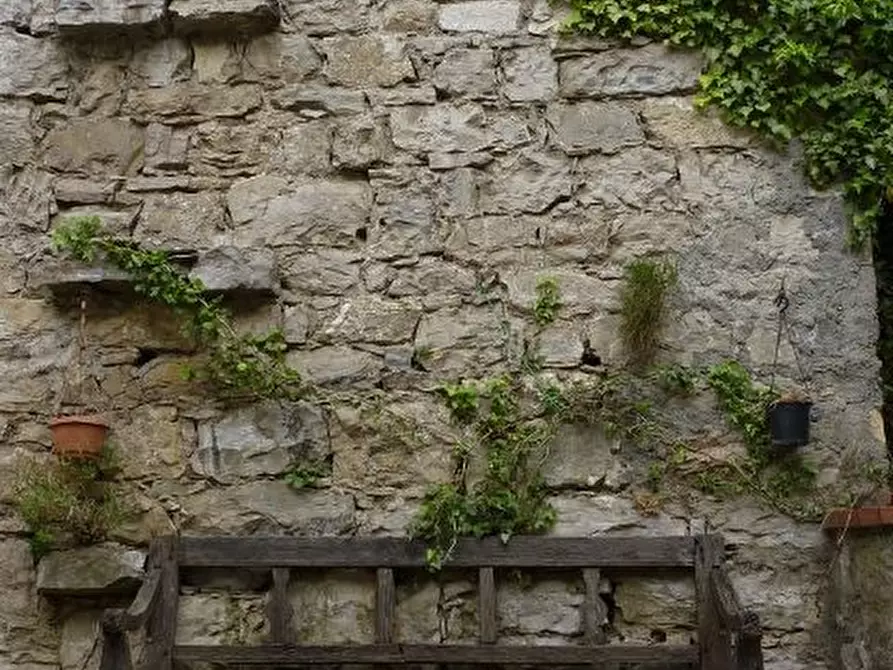 Immagine 17 di Quadrilocale in vendita  in VIA ARIOSTO a San Fele