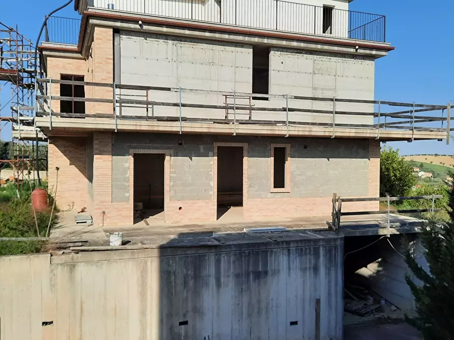 Immagine 23 di Casa indipendente in vendita  a Offida