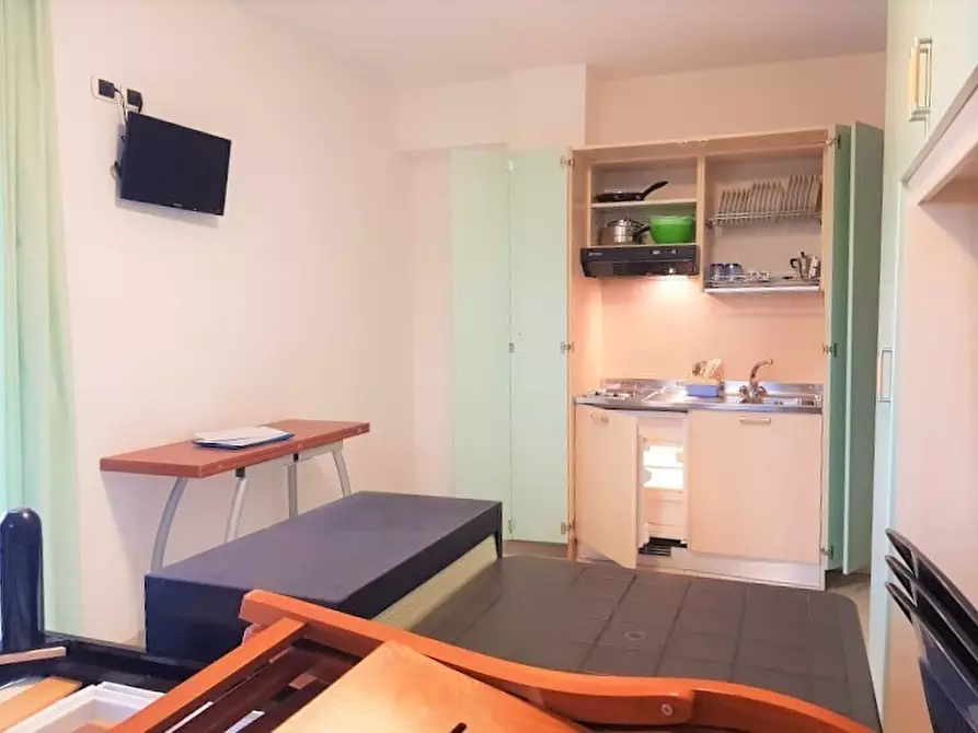 Immagine 13 di Albergo/B&B/Residence in vendita  a Tortoreto