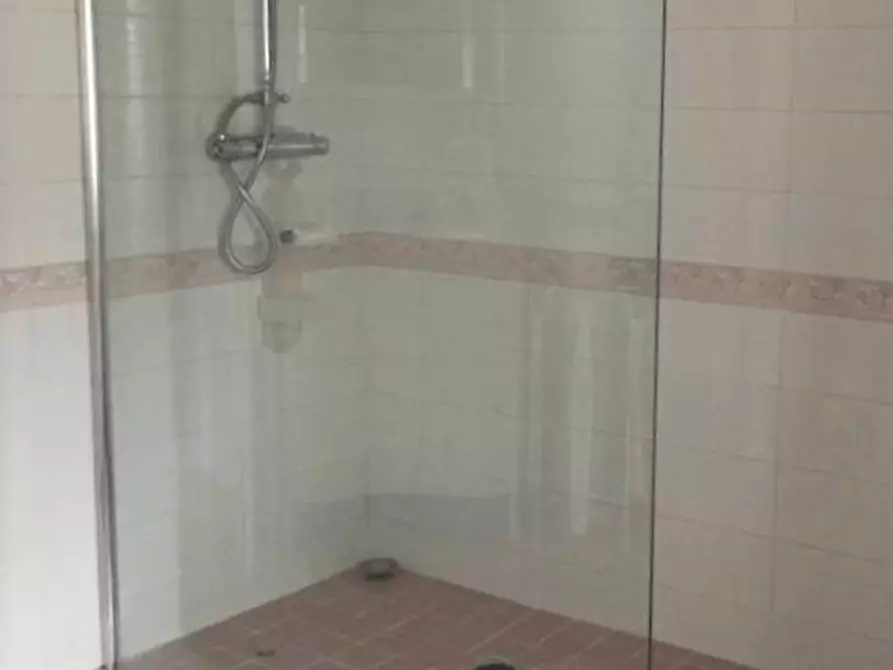 Immagine 26 di Appartamento in vendita  a Monsampolo Del Tronto