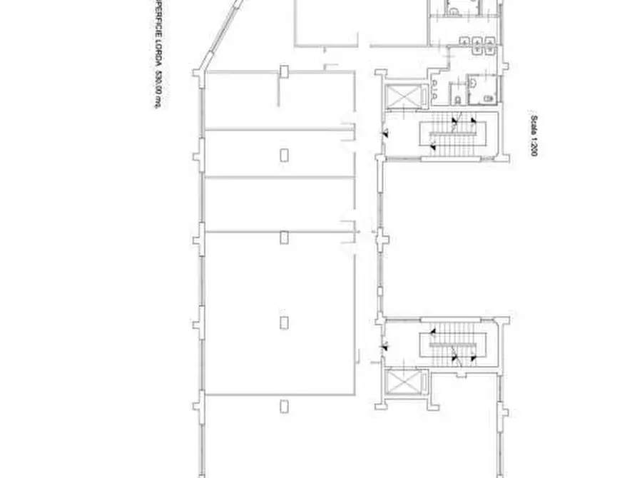 Immagine 54 di Palazzo in affitto  a Napoli