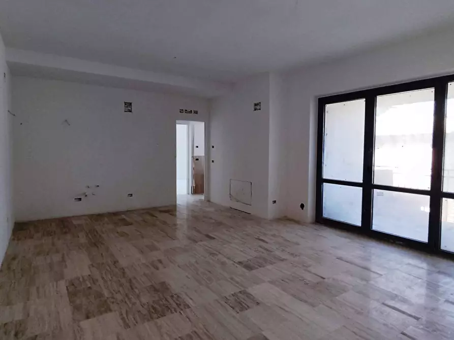 Immagine 19 di Palazzo in vendita  a Spinetoli