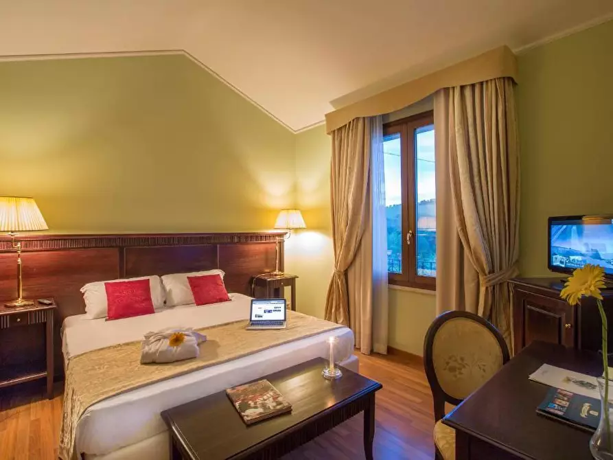 Immagine 16 di Albergo/B&B/Residence in vendita  a Ripatransone