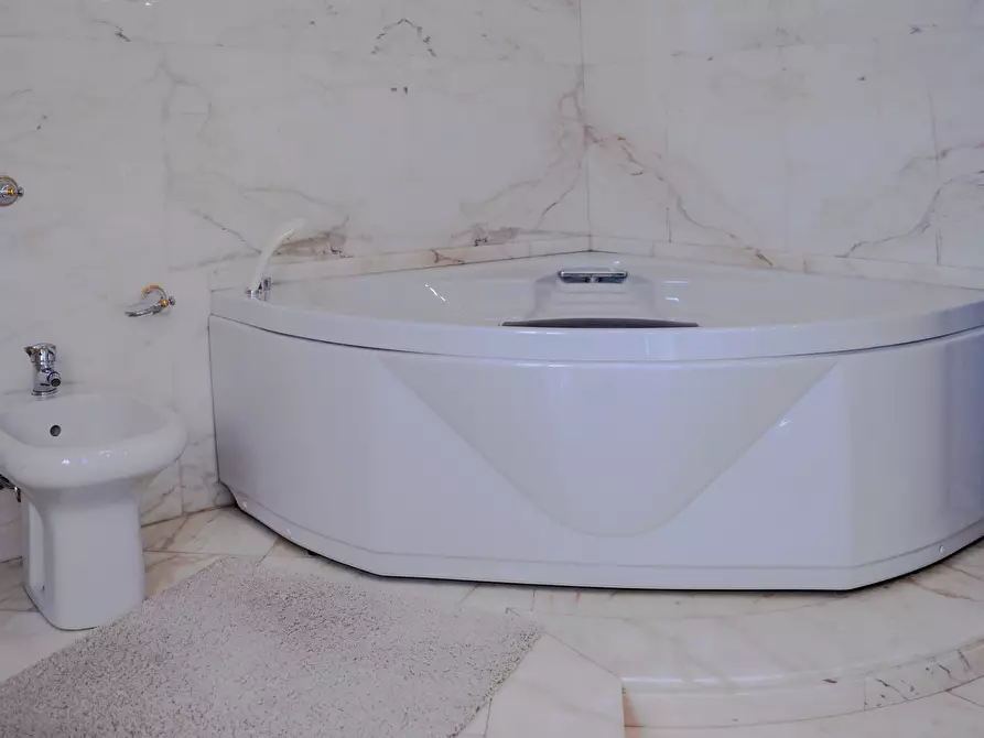 Immagine 65 di Casa indipendente in vendita  a Sarzana