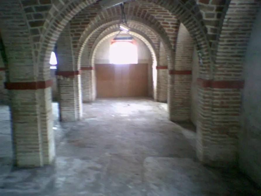 Immagine 20 di Laboratorio in vendita  a Montegiorgio