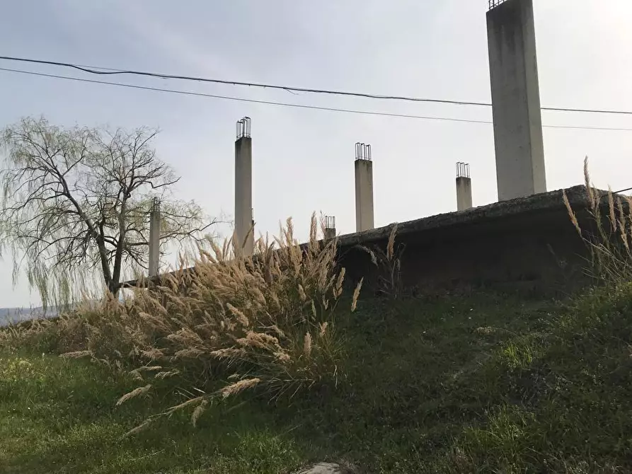 Immagine 4 di Terreno edificabile in vendita  a Falerone