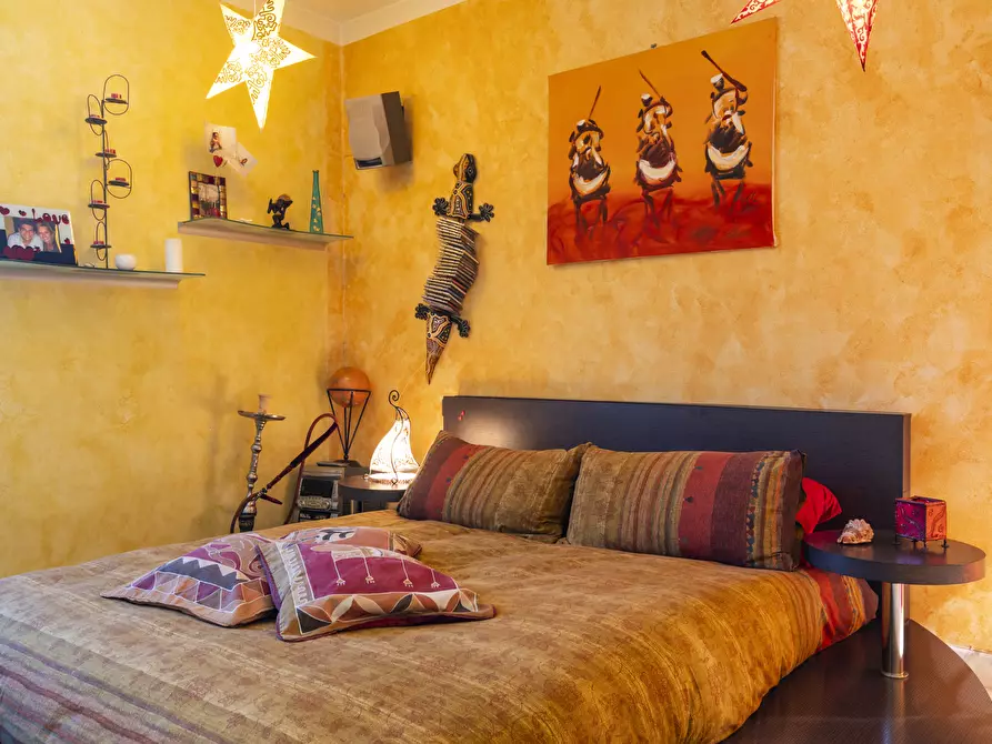 Immagine 47 di Casa indipendente in vendita  a Sarzana