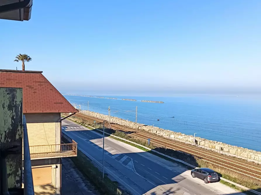 Immagine 6 di Appartamento in vendita  a Grottammare