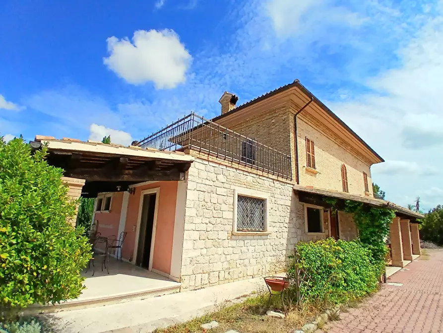 Immagine 29 di Casa indipendente in vendita  a Ancarano