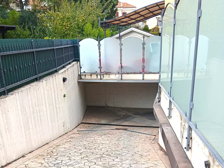 Immagine 57 di Casa indipendente in vendita  a San Benedetto Del Tronto