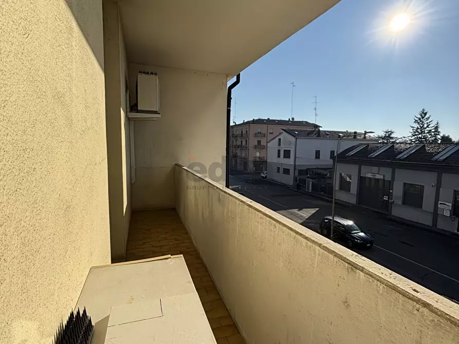 Immagine 3 di Trilocale in vendita  in STRADA DI SALICETO PANARO 211 a Modena