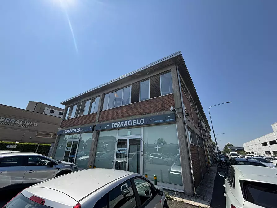 Immagine 2 di Capannone industriale in vendita  in Via Silvino Folloni 7 a Modena