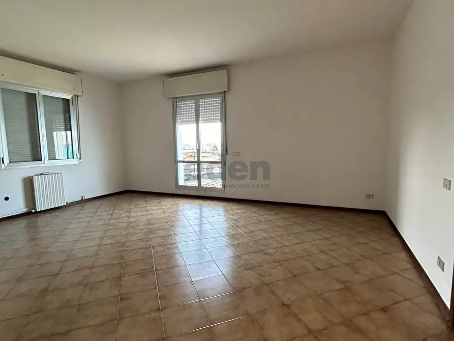 Immagine 53 di Ufficio in affitto  in Via Vittorio Bottego 49 a Modena