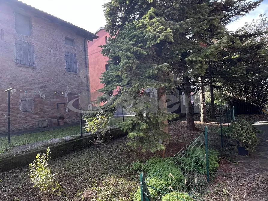 Immagine 1 di Trilocale in vendita  in Via Renzo Reggiani a Modena