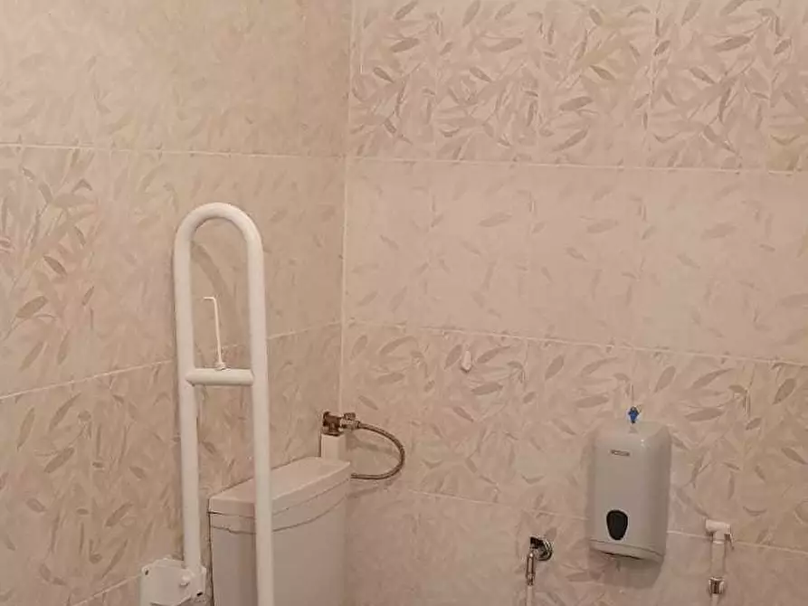 Immagine 23 di Locale commerciale in vendita  a Quartu Sant'elena