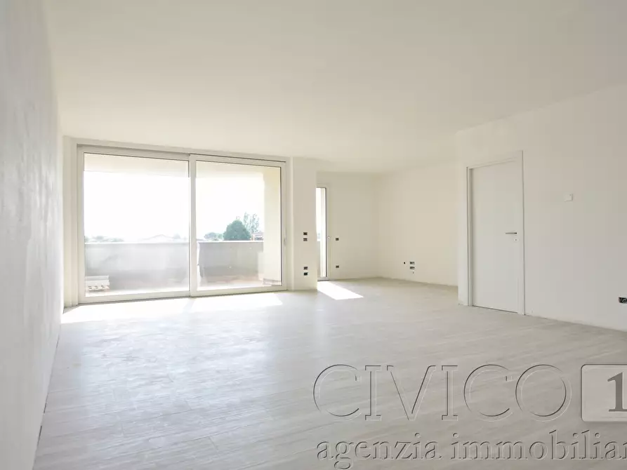 Immagine 12 di Attico in vendita  in Via Sicilia 1 a Rubano
