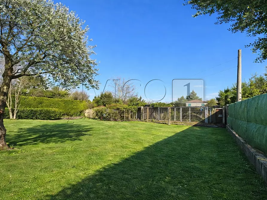 Immagine 30 di Porzione di casa in vendita  in Via Ore 7 a Barbarano Mossano