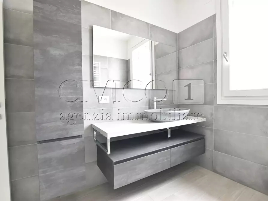 Immagine 10 di Appartamento in vendita  in Via Raggio di Sole a Padova