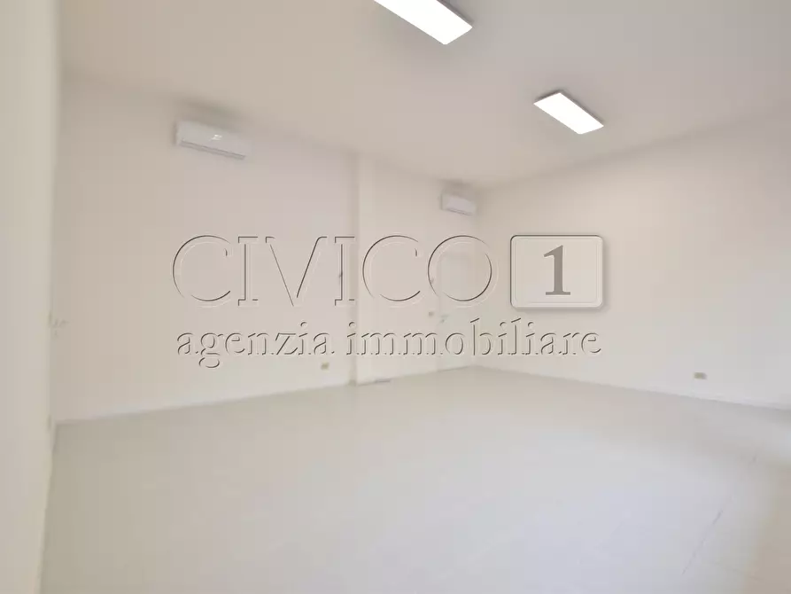 Immagine 7 di Locale commerciale in affitto  in via Roma a Vigodarzere