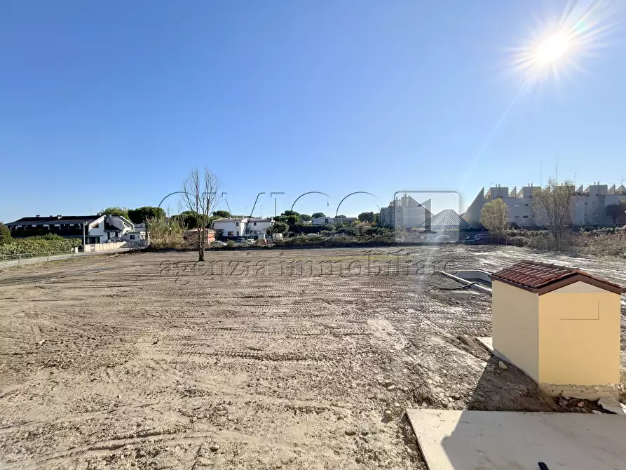 Immagine 7 di Villa in vendita  in Via Malamocco 76 a Venezia