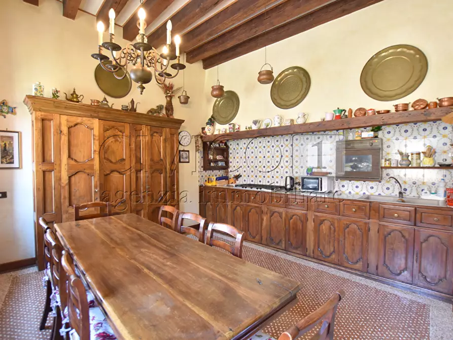 Immagine 4 di Appartamento in vendita  in Sotoportego Widmann a Venezia