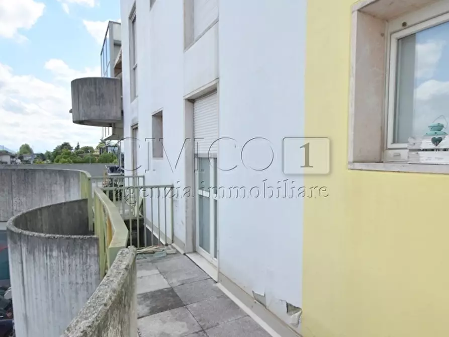 Immagine 15 di Appartamento in vendita  in Via Chiesa Nuova 3/5 a Longare