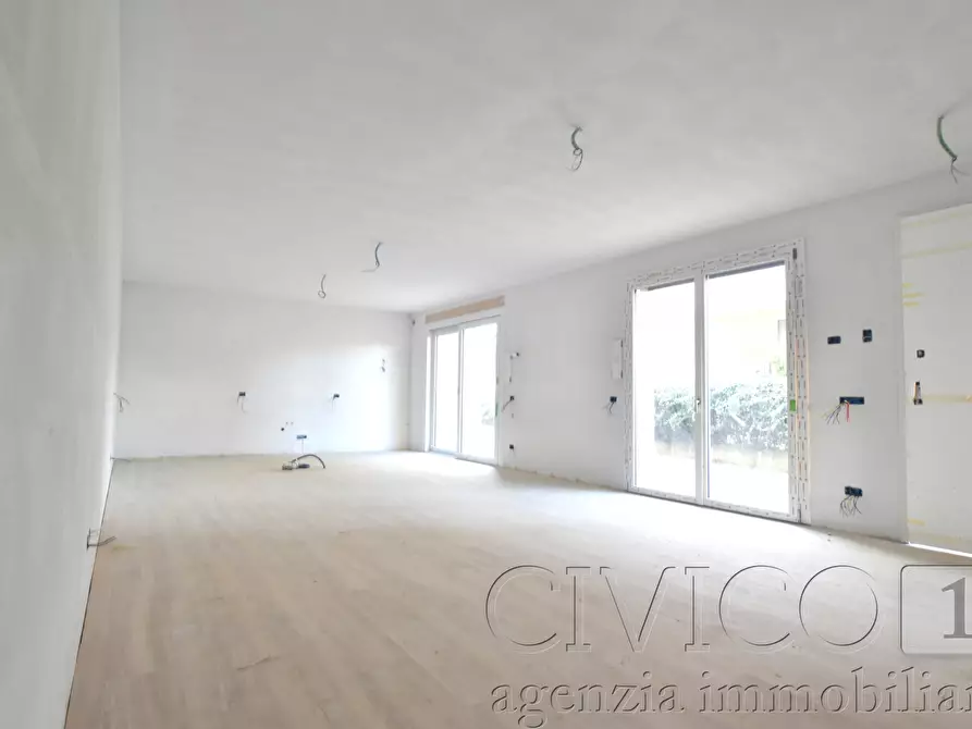 Immagine 15 di Porzione di casa in vendita  in Via Almagia R. a Padova