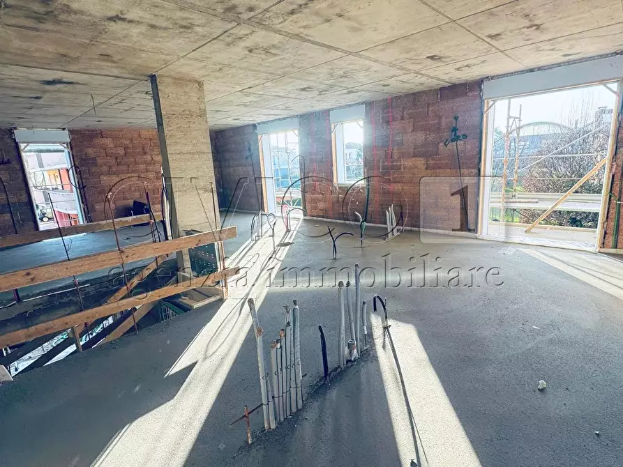 Immagine 12 di Villa in vendita  in Via Alessandro Volta a Curtarolo