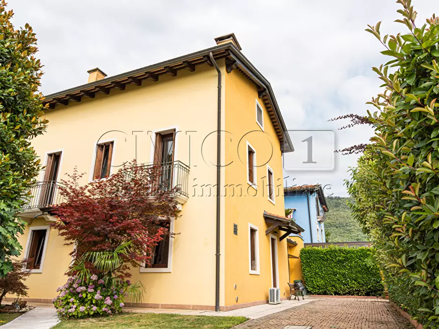 casa indipendente in vendita a Castegnero
