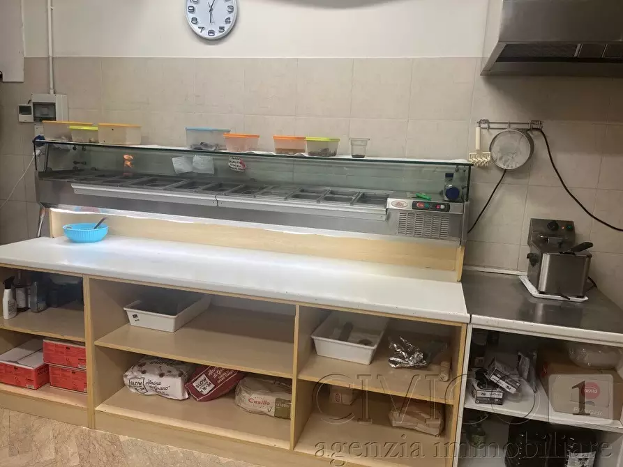 Immagine 9 di Pizzeria / Pub in vendita  in Via Monte Grappa 2 a Albettone