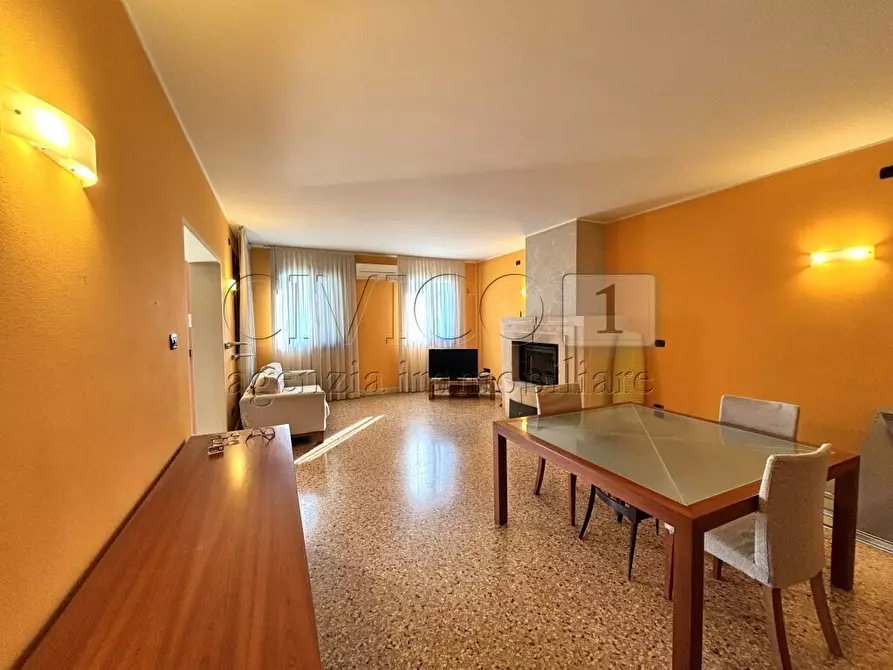 Immagine 3 di Porzione di casa in vendita  in Via Ore 7 a Barbarano Mossano