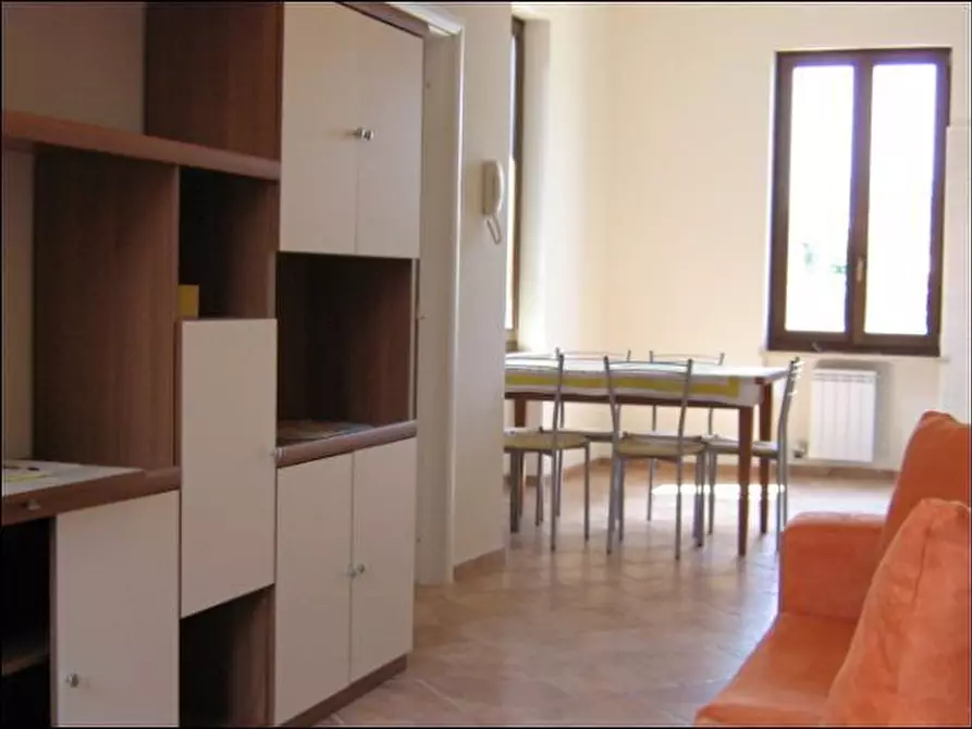 Immagine 2 di Bilocale in affitto  in via Marconi a Somma Lombardo