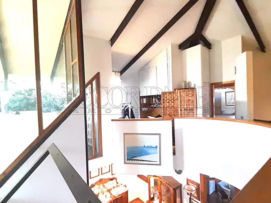 Immagine 10 di Villa in vendita  a Abano Terme